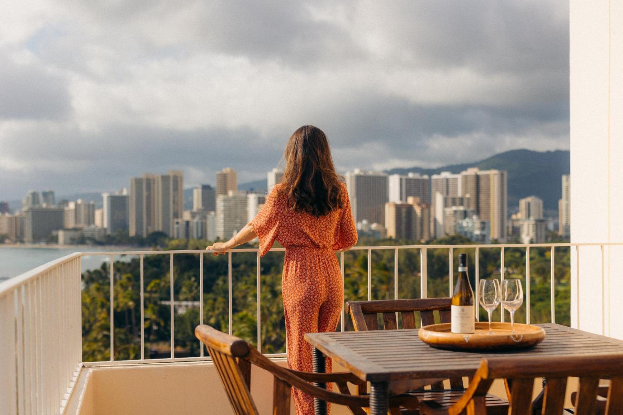 Отель Lotus Honolulu At Diamond Head Экстерьер фото