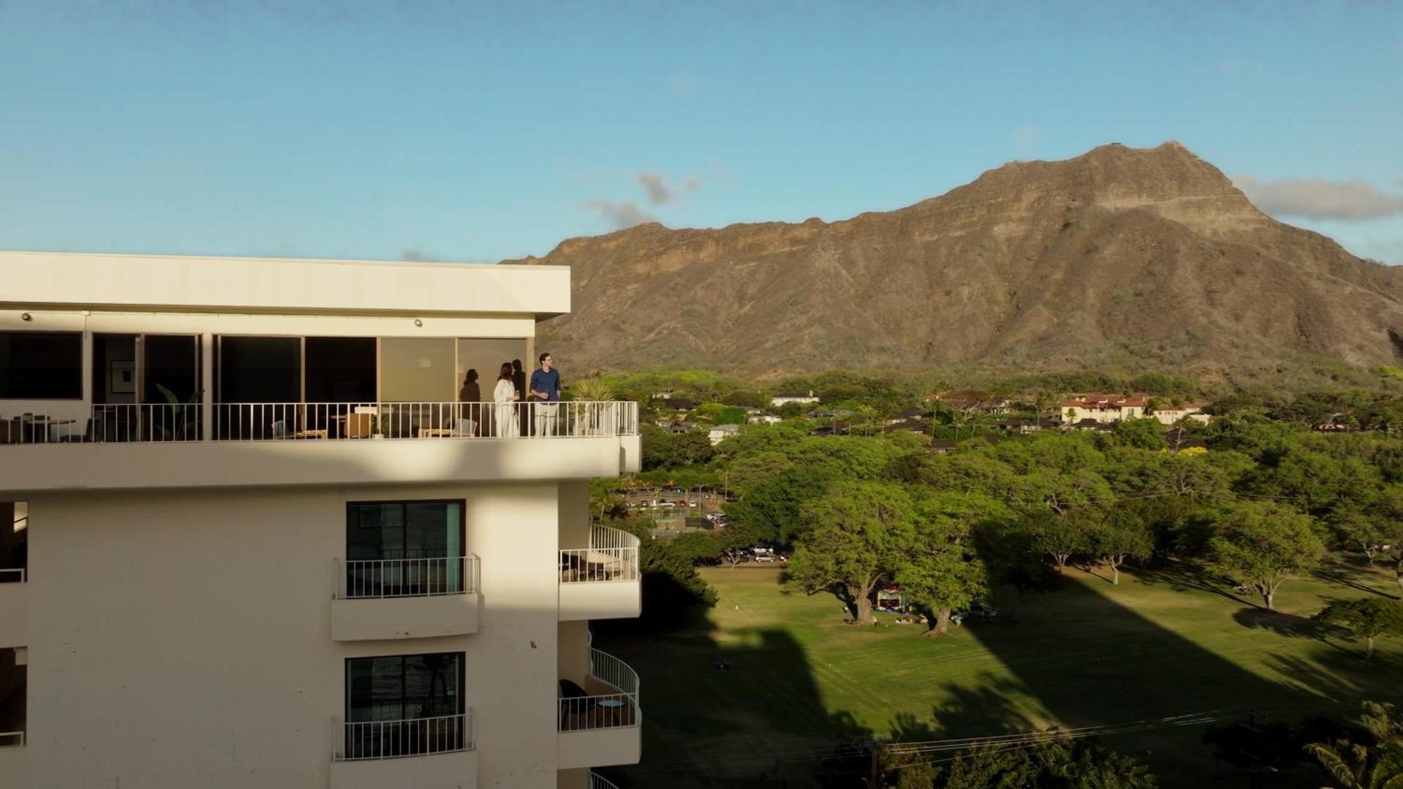 Отель Lotus Honolulu At Diamond Head Экстерьер фото
